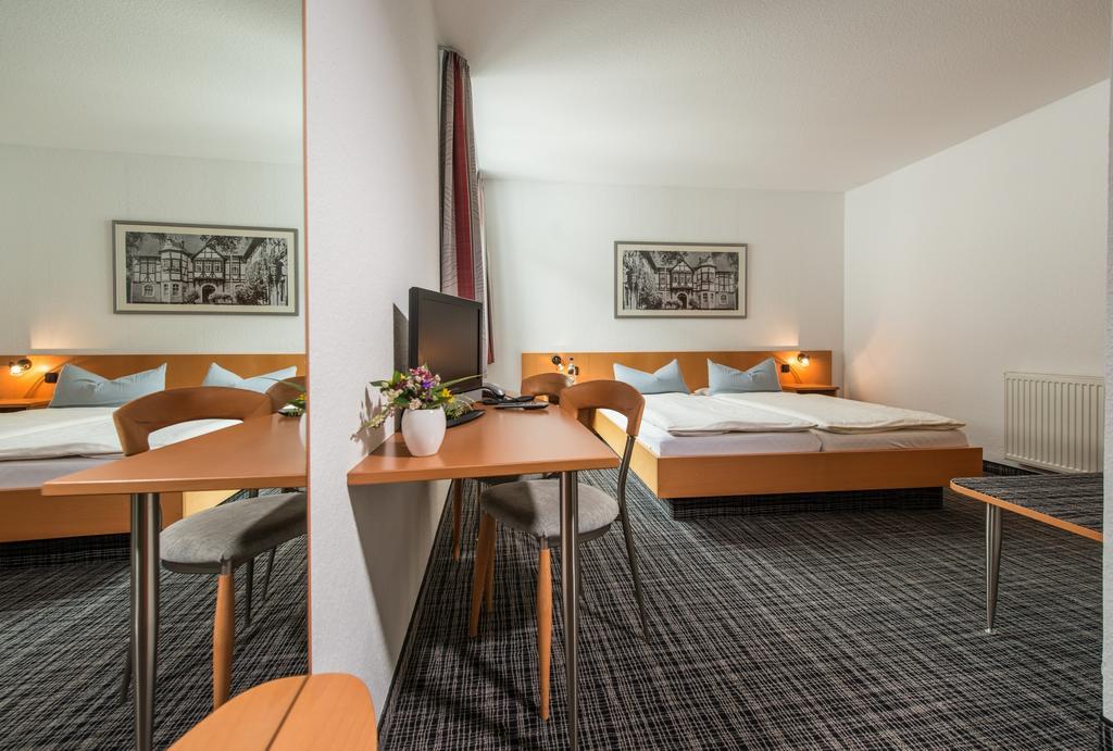 City Hotel Eisenach Room photo